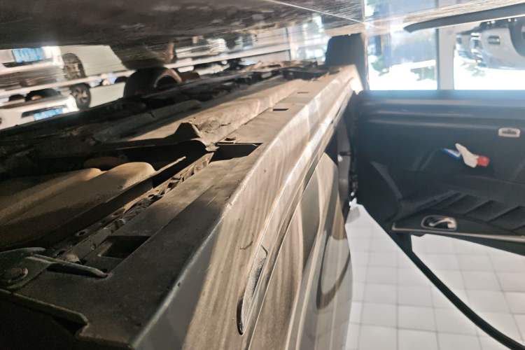 Used Infiniti Q50L 2016 2.0T Ambition Edition Left Side Sill