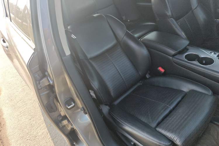 Used Infiniti Q50L 2016 2.0T Elite Sport Edition Right Front Seat