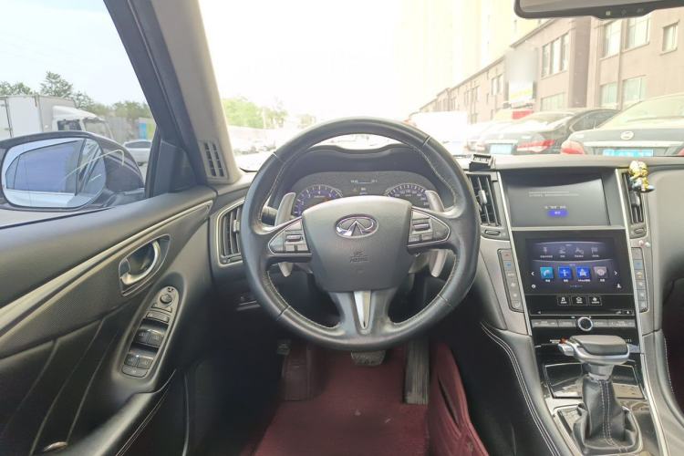 Used Infiniti Q50L 2016 2.0T Enjoyment Edition Steering Wheel
