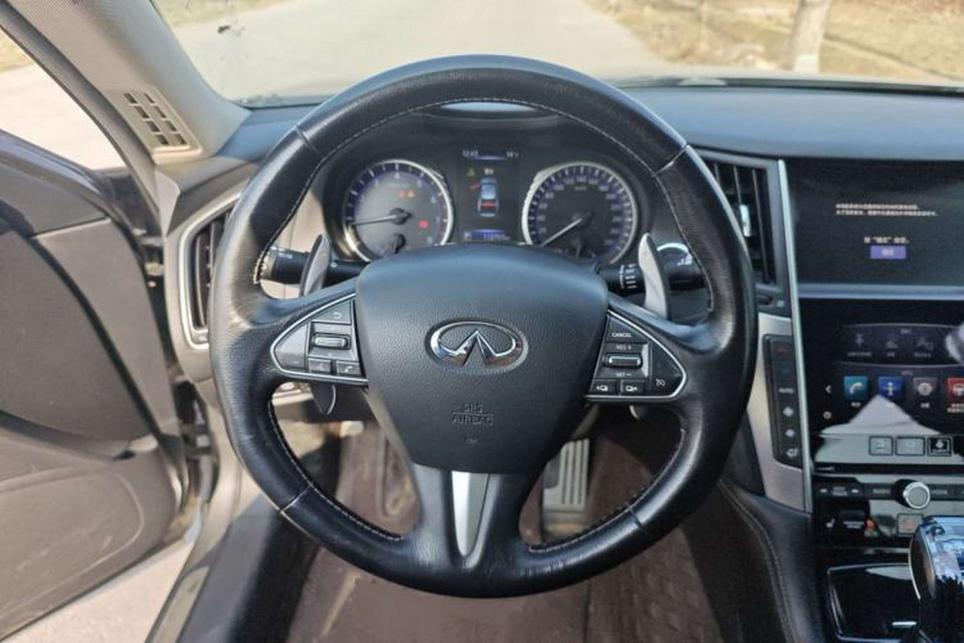 Used Infiniti Q50L 2016 2.0T Elite Sport Edition Steering Wheel