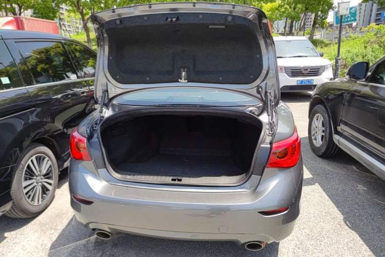 Used Infiniti Q50L 2016 2.0T Enjoyment Edition Trunk