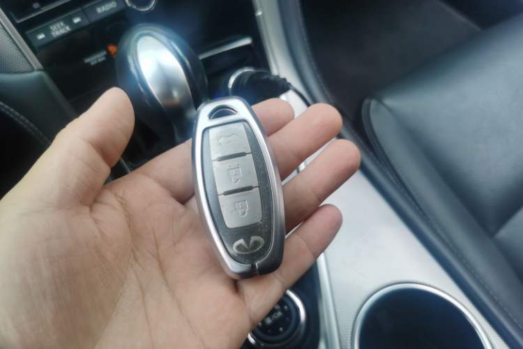 Used Infiniti Q50L 2016 2.0T Ambition Edition Vehicle Key