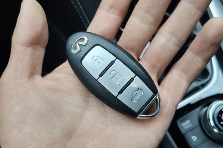 Used Infiniti Q50L 2016 2.0T Enjoyment Edition Vehicle Key