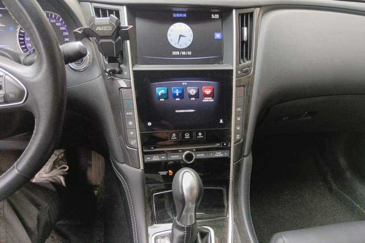 Used Infiniti Q50L 2016 2.0T Comfort Edition Audio And AC Panel