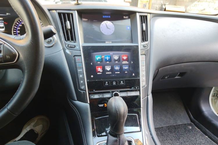 Used Infiniti Q50L 2016 2.0T Comfort Edition Audio And AC Panel