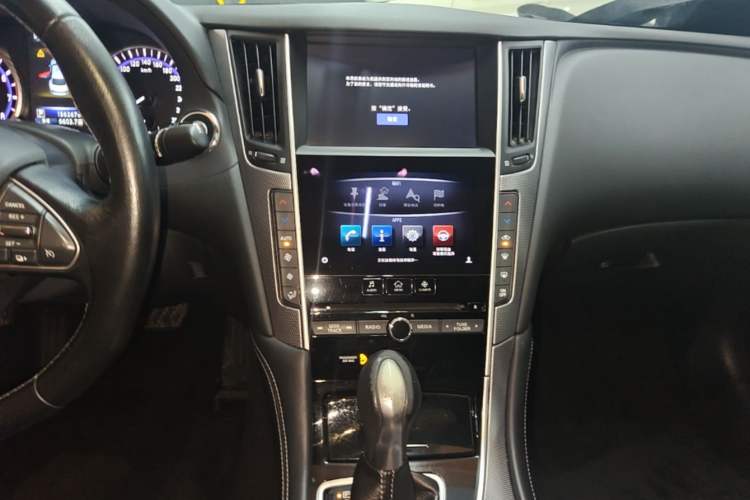Used Infiniti Q50L 2016 2.0T Enjoyment Edition Audio And AC Panel