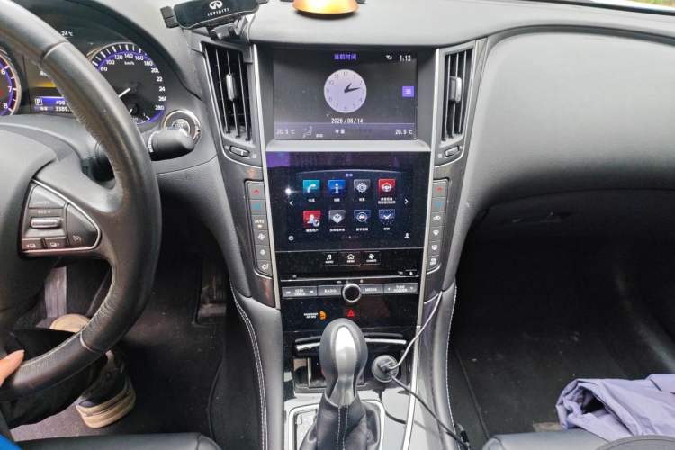 Used Infiniti Q50L 2016 2.0T Comfort Edition Audio And AC Panel