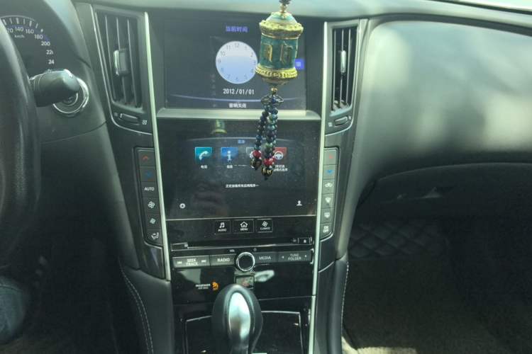Used Infiniti Q50L 2016 2.0T Comfort Edition Audio And AC Panel