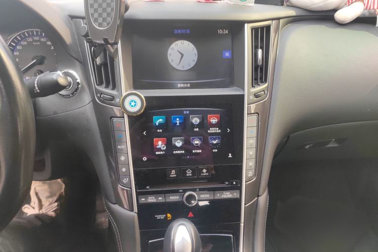Used Infiniti Q50L 2016 2.0T Comfort Edition Audio And AC Panel