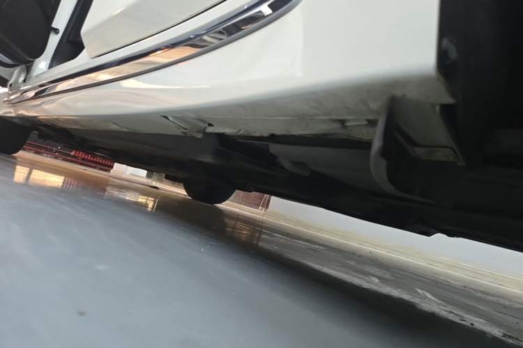 Used Infiniti Q50L 2016 2.0T Enjoyment Edition Chassis Rear Left