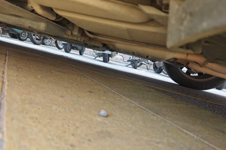Used Infiniti Q50L 2016 2.0T Comfort Edition Chassis Rear Left