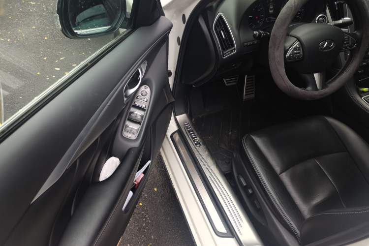 Used Infiniti Q50L 2016 2.0T Enjoyment Edition Driver Seat
