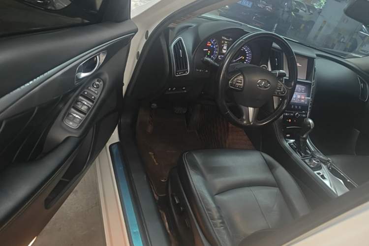 Used Infiniti Q50L 2016 2.0T Ambition Edition Driver Seat