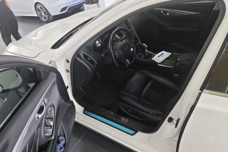 Used Infiniti Q50L 2016 2.0T Enjoyment Edition Driver Seat