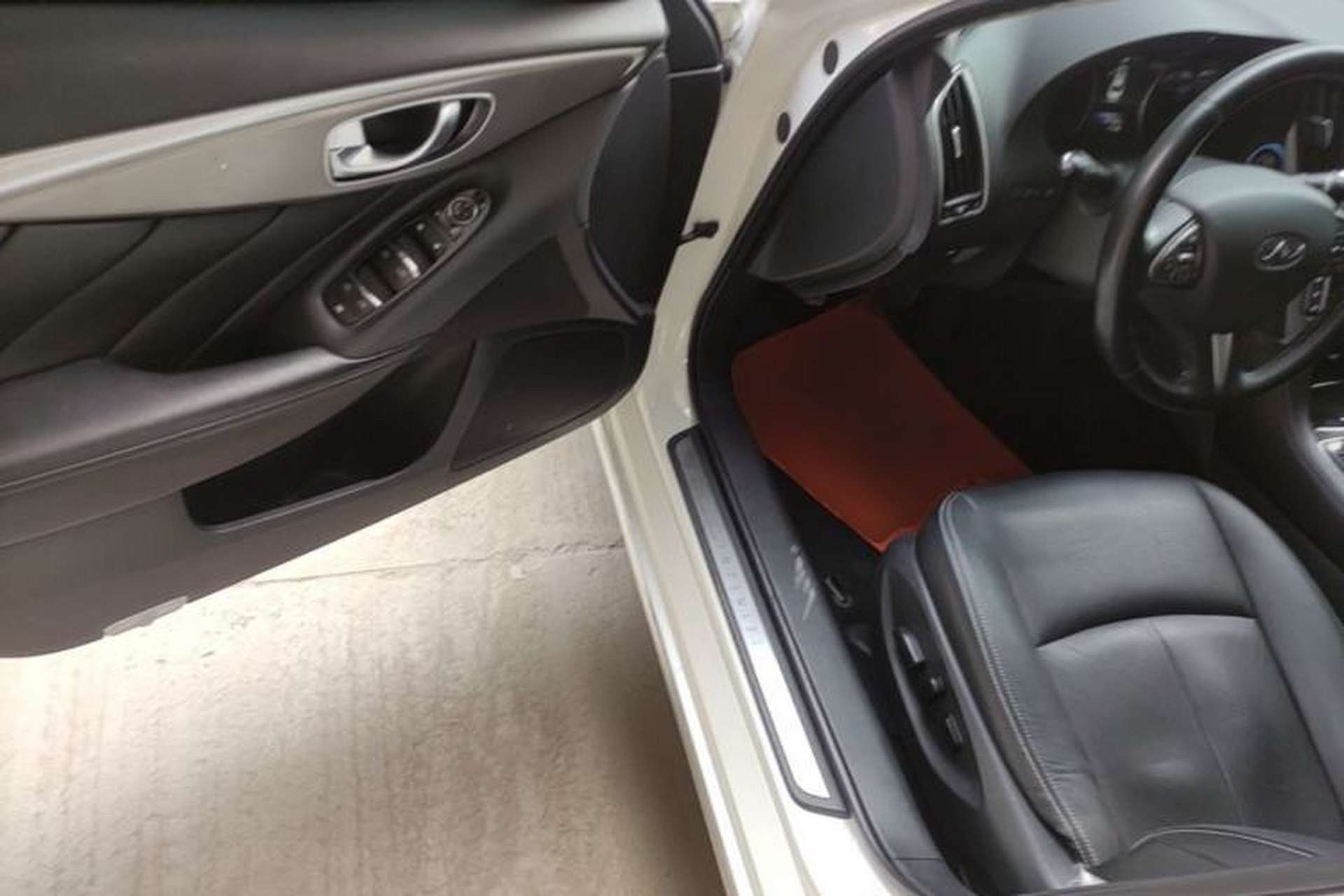 Used Infiniti Q50L 2016 2.0T Ambition Edition Driver Seat