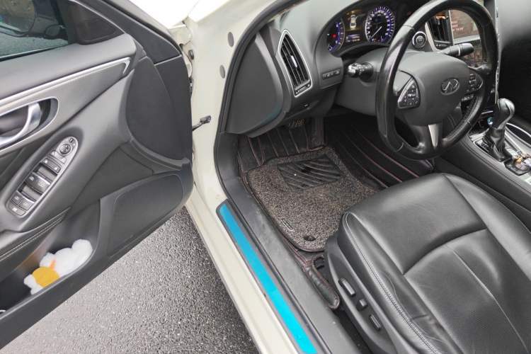 Used Infiniti Q50L 2016 2.0T Enjoyment Edition Driver Seat