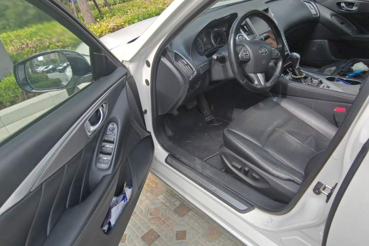 Used Infiniti Q50L 2016 2.0T Enjoyment Edition Driver Seat