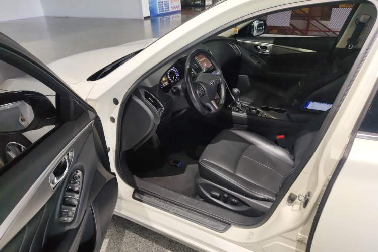Used Infiniti Q50L 2016 2.0T Enjoyment Edition Driver Seat