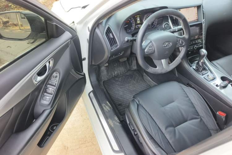 Used Infiniti Q50L 2016 2.0T Enjoyment Edition Driver Seat