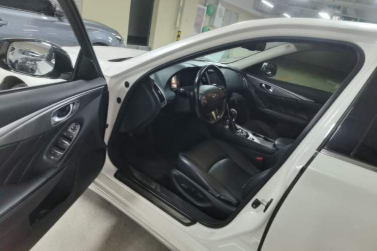 Used Infiniti Q50L 2016 2.0T Enjoyment Edition Driver Seat