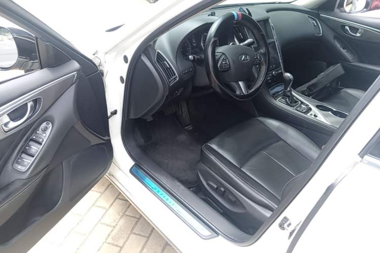 Used Infiniti Q50L 2016 2.0T Ambition Edition Driver Seat