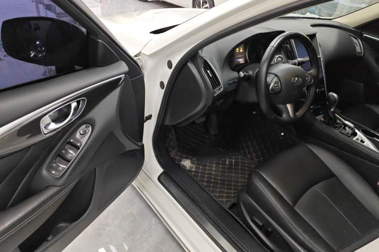 Used Infiniti Q50L 2016 2.0T Comfort Edition Driver Seat