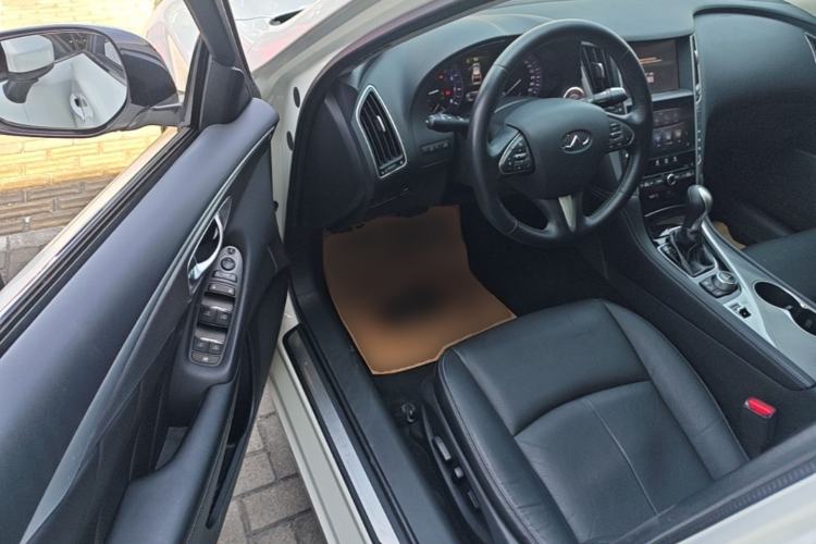 Used Infiniti Q50L 2016 2.0T Enjoyment Edition Driver Seat