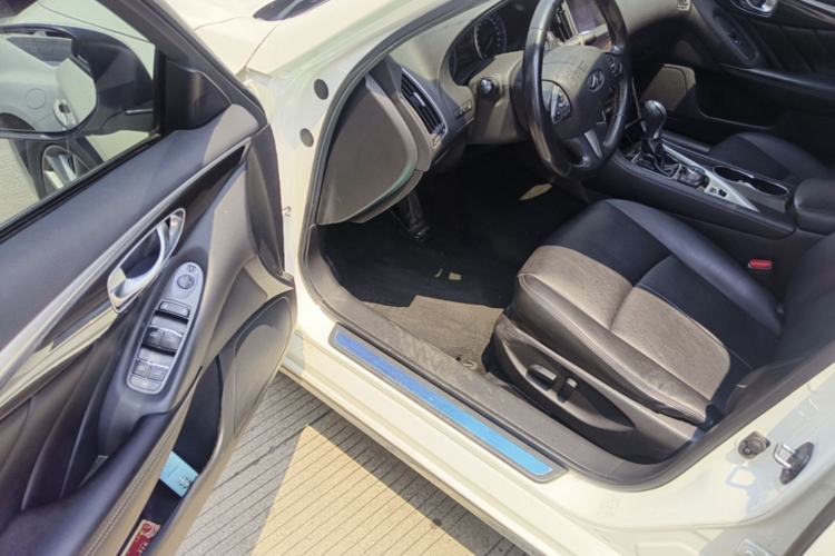 Used Infiniti Q50L 2016 2.0T Comfort Edition Driver Seat