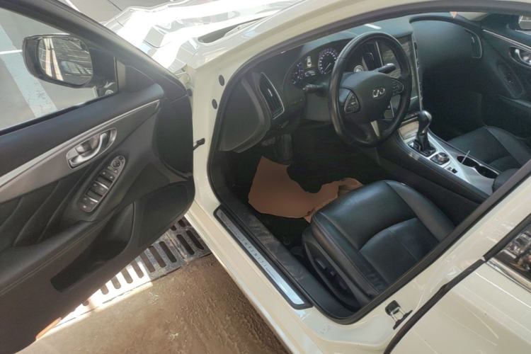 Used Infiniti Q50L 2016 2.0T Enjoyment Edition Driver Seat