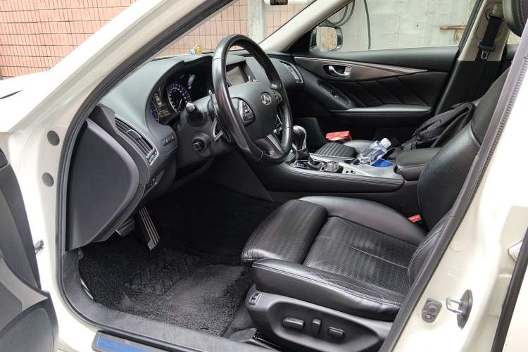 Used Infiniti Q50L 2016 2.0T Elite Sport Edition Driver Seat