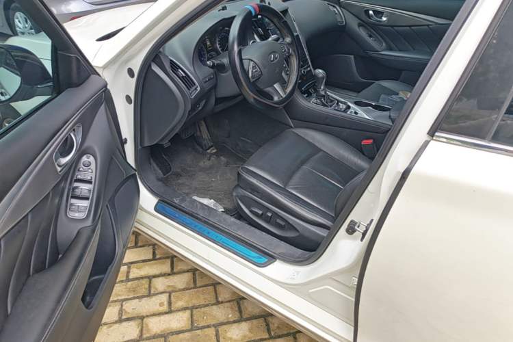 Used Infiniti Q50L 2016 2.0T Ambition Edition Driver Seat