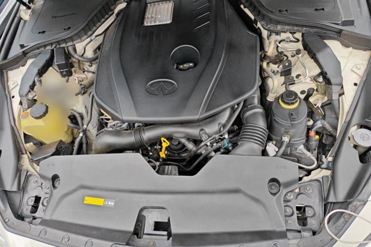 Used Infiniti Q50L 2016 2.0T Ambition Edition Engine Bay