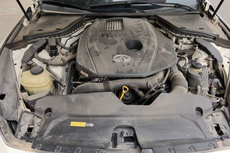 Used Infiniti Q50L 2016 2.0T Comfort Edition Engine Bay