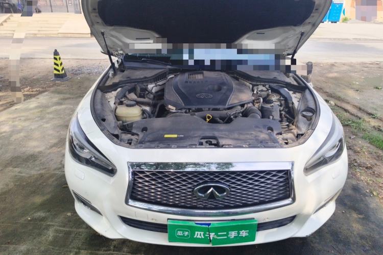 Used Infiniti Q50L 2016 2.0T Enjoyment Edition Engine Bay