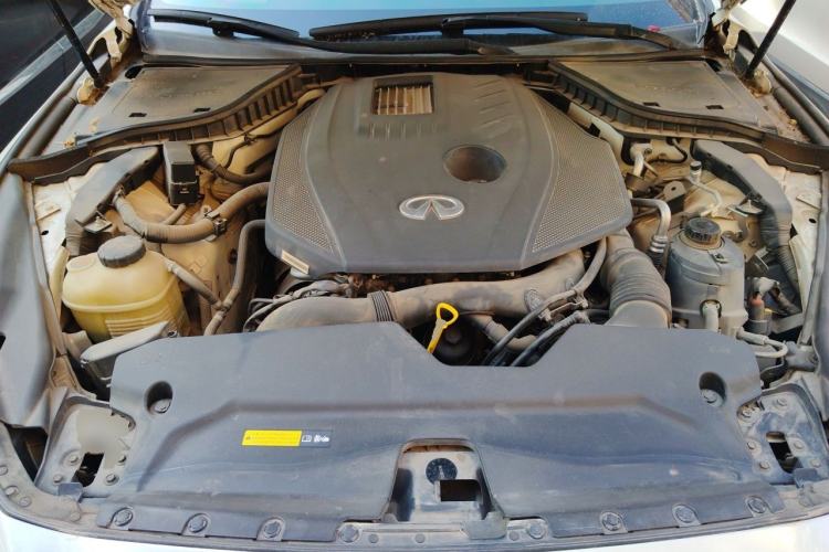 Used Infiniti Q50L 2016 2.0T Comfort Edition Engine Bay