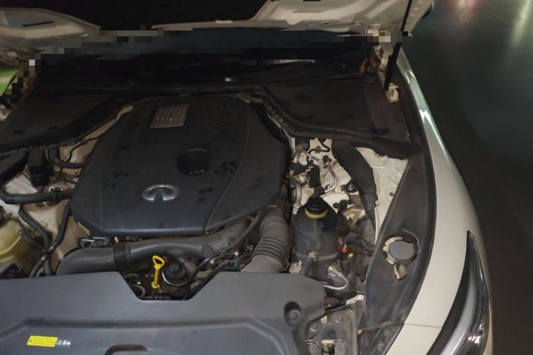 Used Infiniti Q50L 2016 2.0T Ambition Edition Engine Bay Left