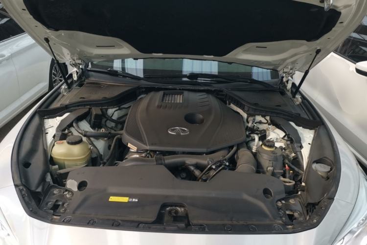 Used Infiniti Q50L 2016 2.0T Comfort Edition Engine Bay