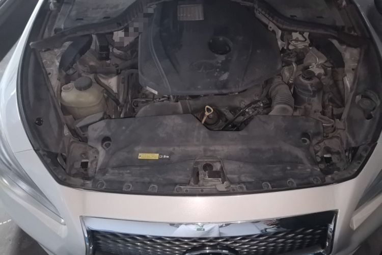 Used Infiniti Q50L 2016 2.0T Comfort Edition Engine Bay
