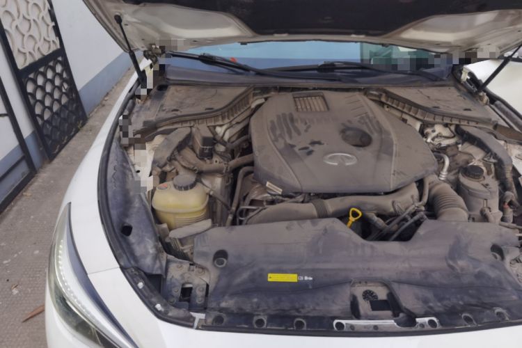 Used Infiniti Q50L 2016 2.0T Comfort Edition Engine Bay Right