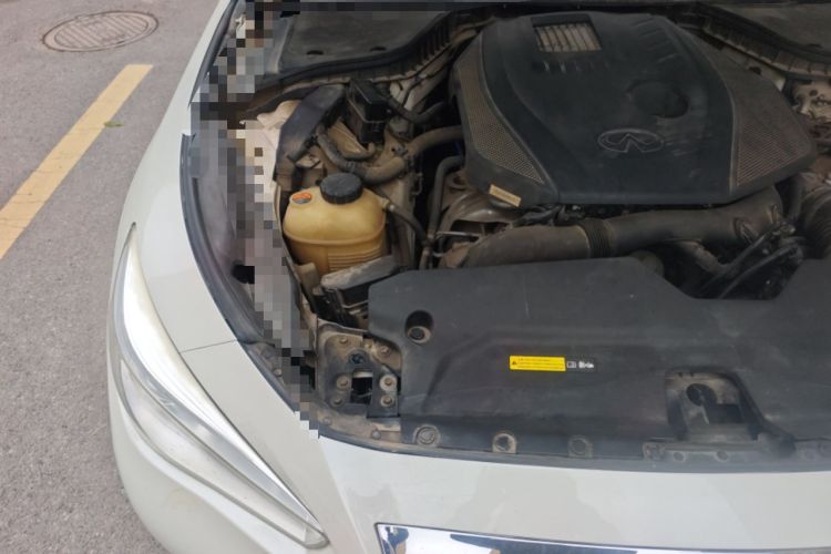 Used Infiniti Q50L 2016 2.0T Comfort Edition Engine Bay Right