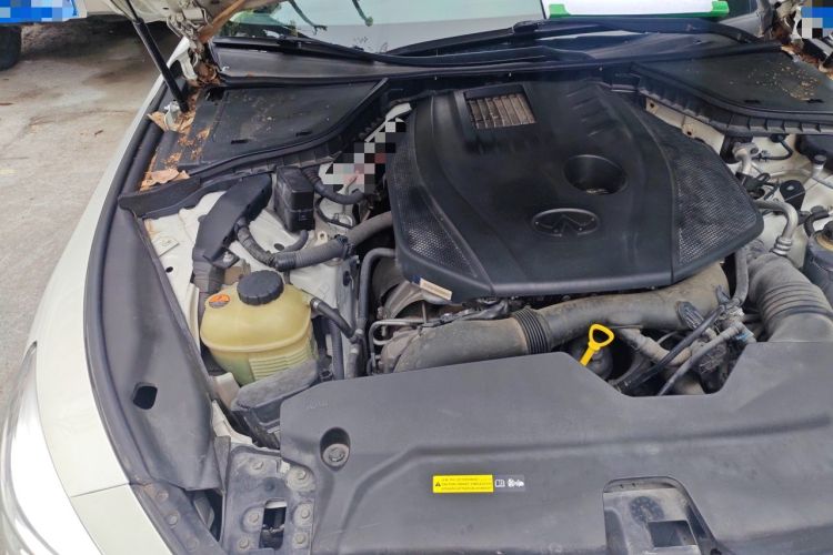 Used Infiniti Q50L 2016 2.0T Comfort Edition Engine Bay Right
