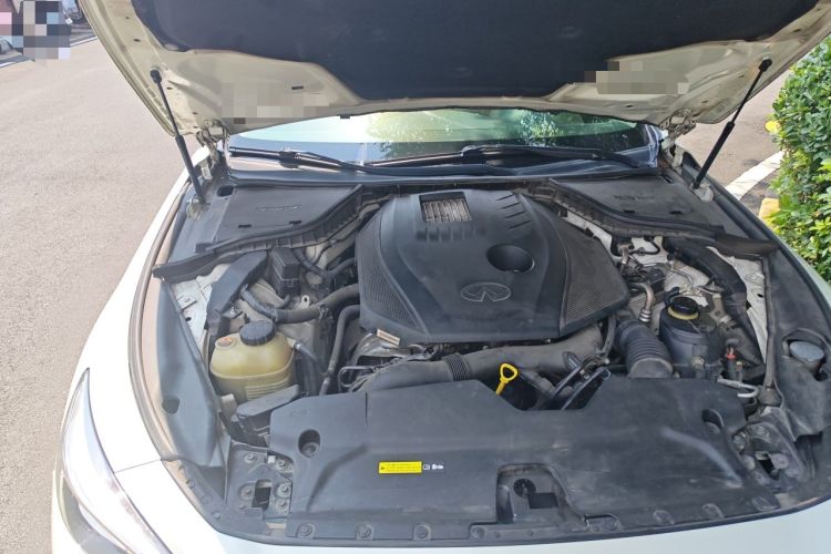 Used Infiniti Q50L 2016 2.0T Ambition Edition Engine Bay Right
