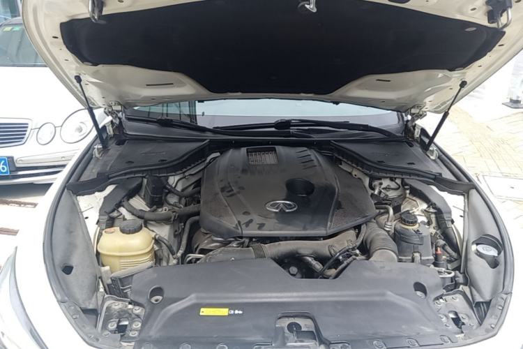 Used Infiniti Q50L 2016 2.0T Ambition Edition Engine Bay