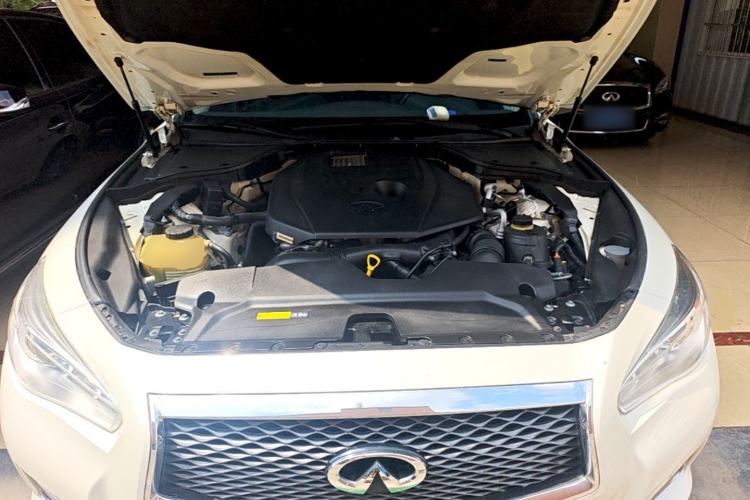 Used Infiniti Q50L 2016 2.0T Comfort Edition Engine Bay