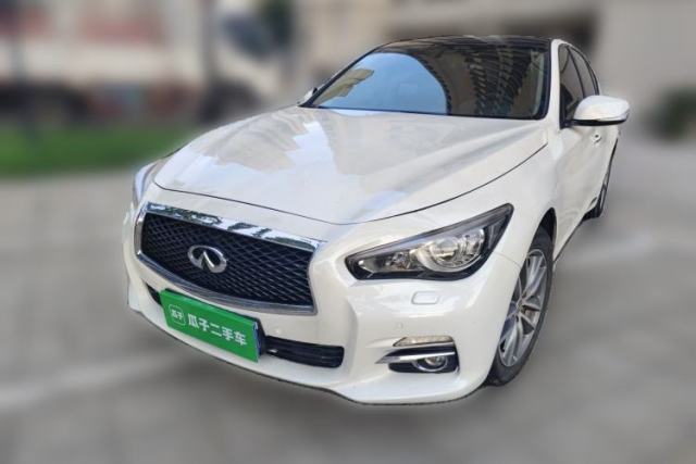 Ojetý Infiniti Q50L 2016 2.0T Enjoyment Edition