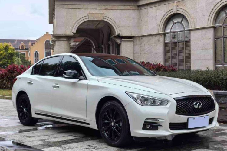 Used Infiniti Q50L 2016 2.0T Comfort Edition Exterior 2