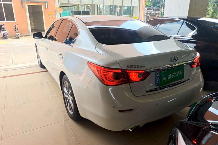 Used Infiniti Q50L 2016 2.0T Comfort Edition Exterior 2