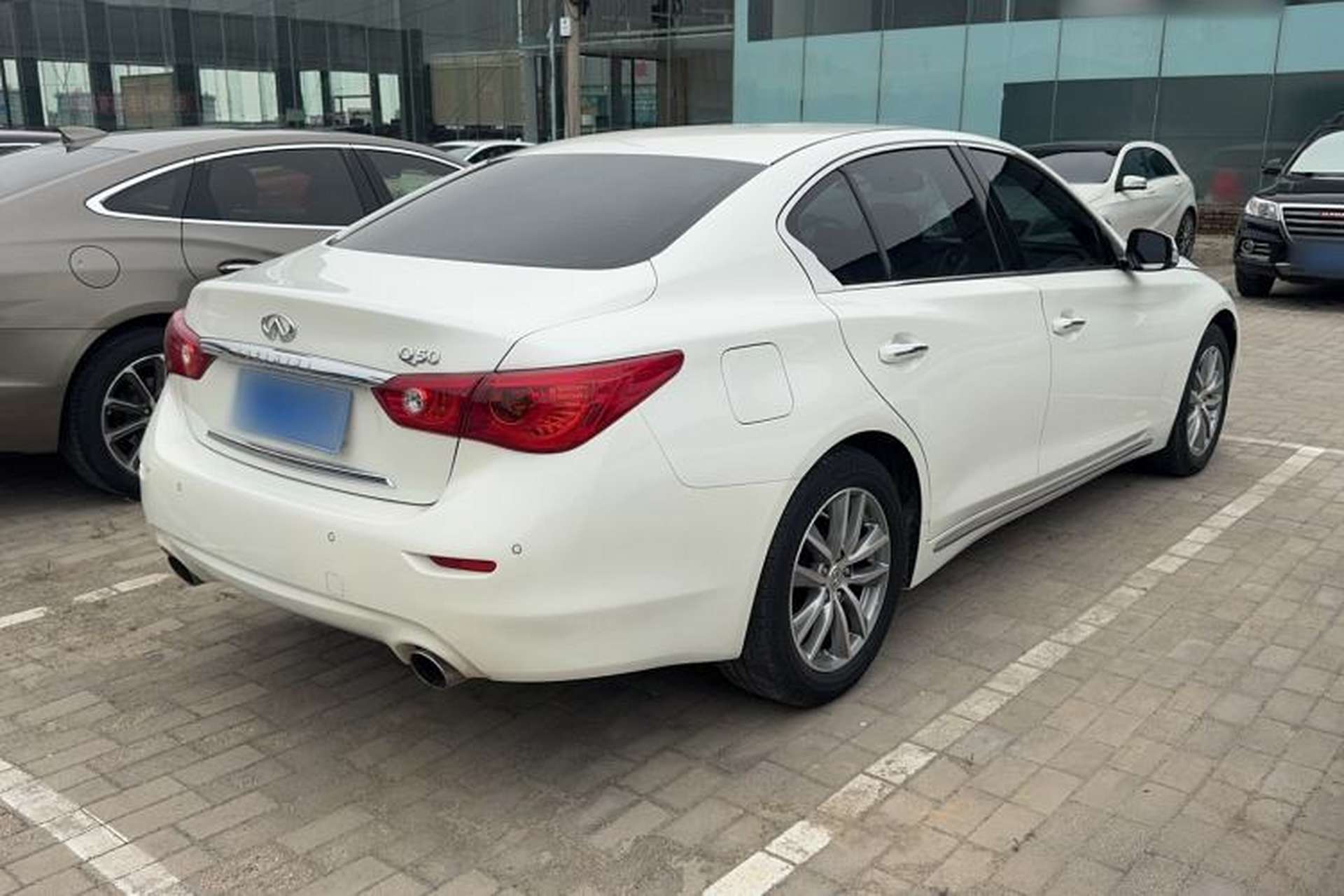 Used Infiniti Q50L 2016 2.0T Enjoyment Edition Exterior 3