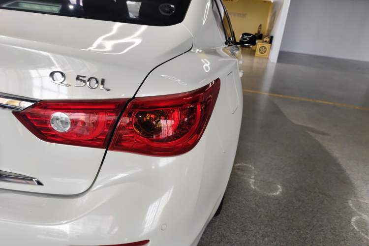 Used Infiniti Q50L 2016 2.0T Enjoyment Edition Exterior 3