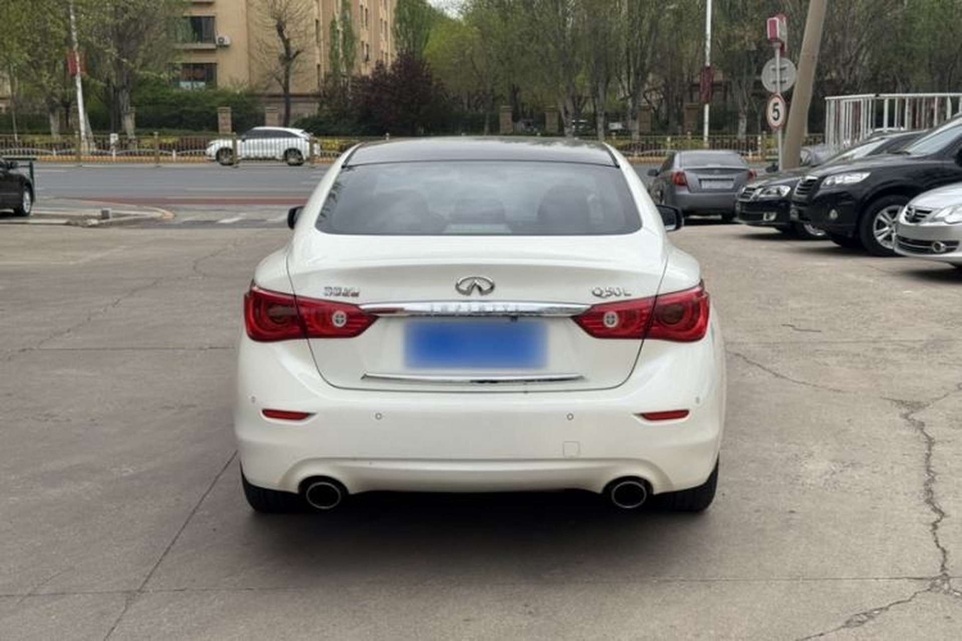 Used Infiniti Q50L 2016 2.0T Enjoyment Edition Exterior 4
